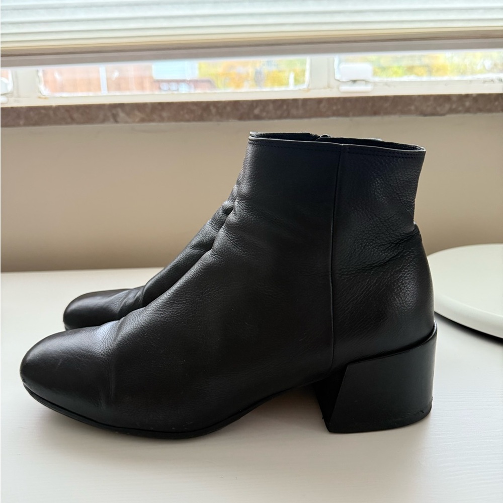 Vince Black Leather Ankle Boots